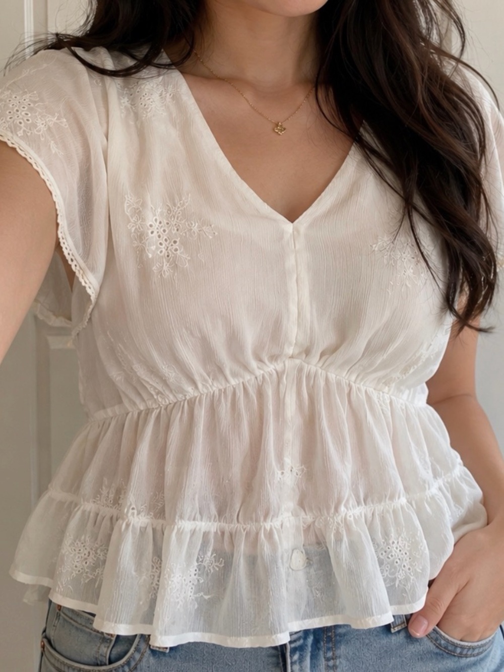 New York & Company White Embroidered V-Neck Peplum Top